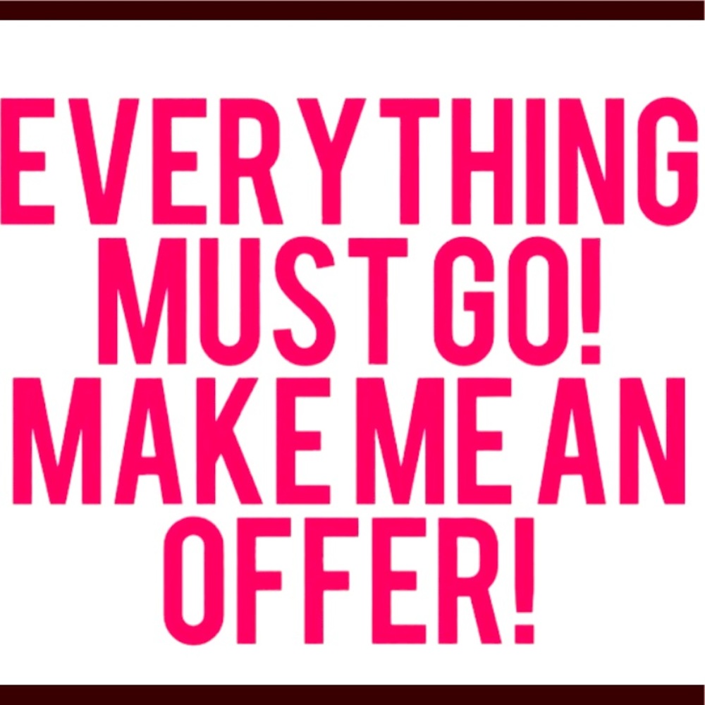 Selling closet items- negotiable! 💗❤️